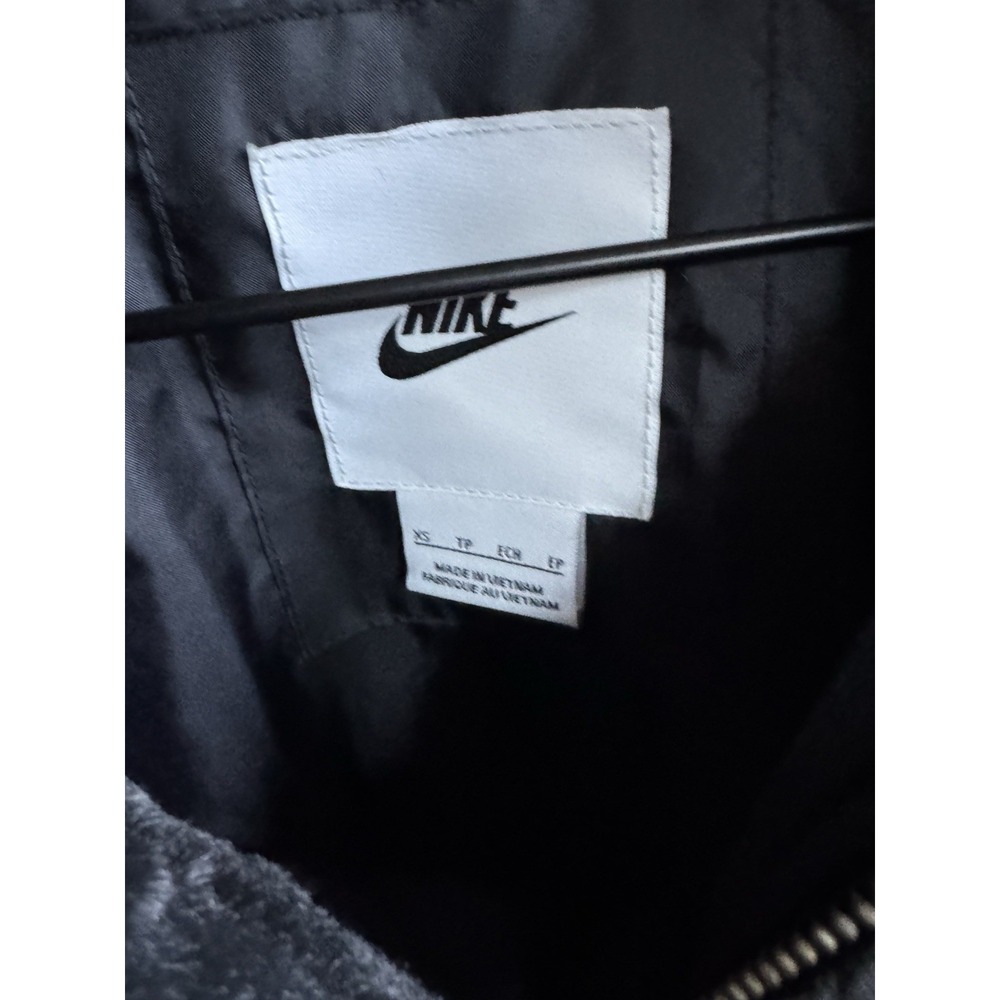 SIZE XS Nike Sportswear EssentialWomen's Loose Fur All Over Print Faux fur - Picture 4 of 8